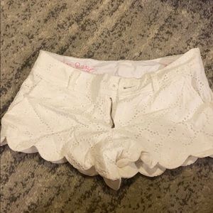 Lilly Pulitzer the wash short in white size 2